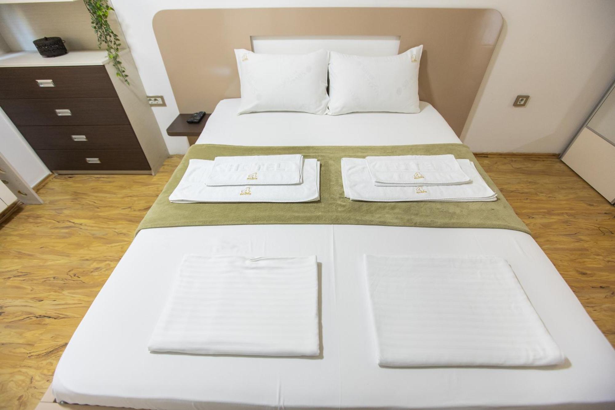 4 Rooms Apartments Ni 외부 사진
