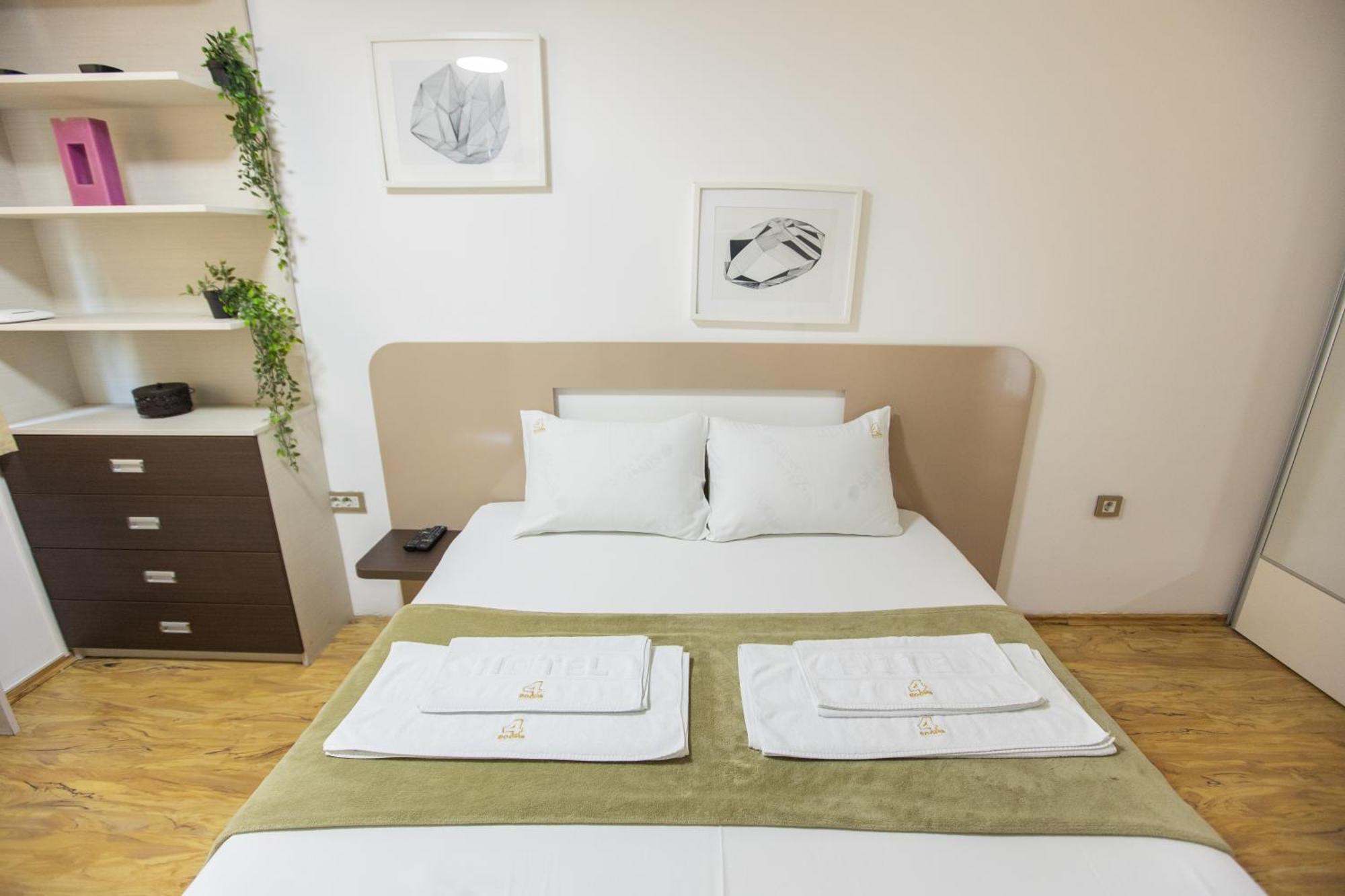 4 Rooms Apartments Ni 외부 사진
