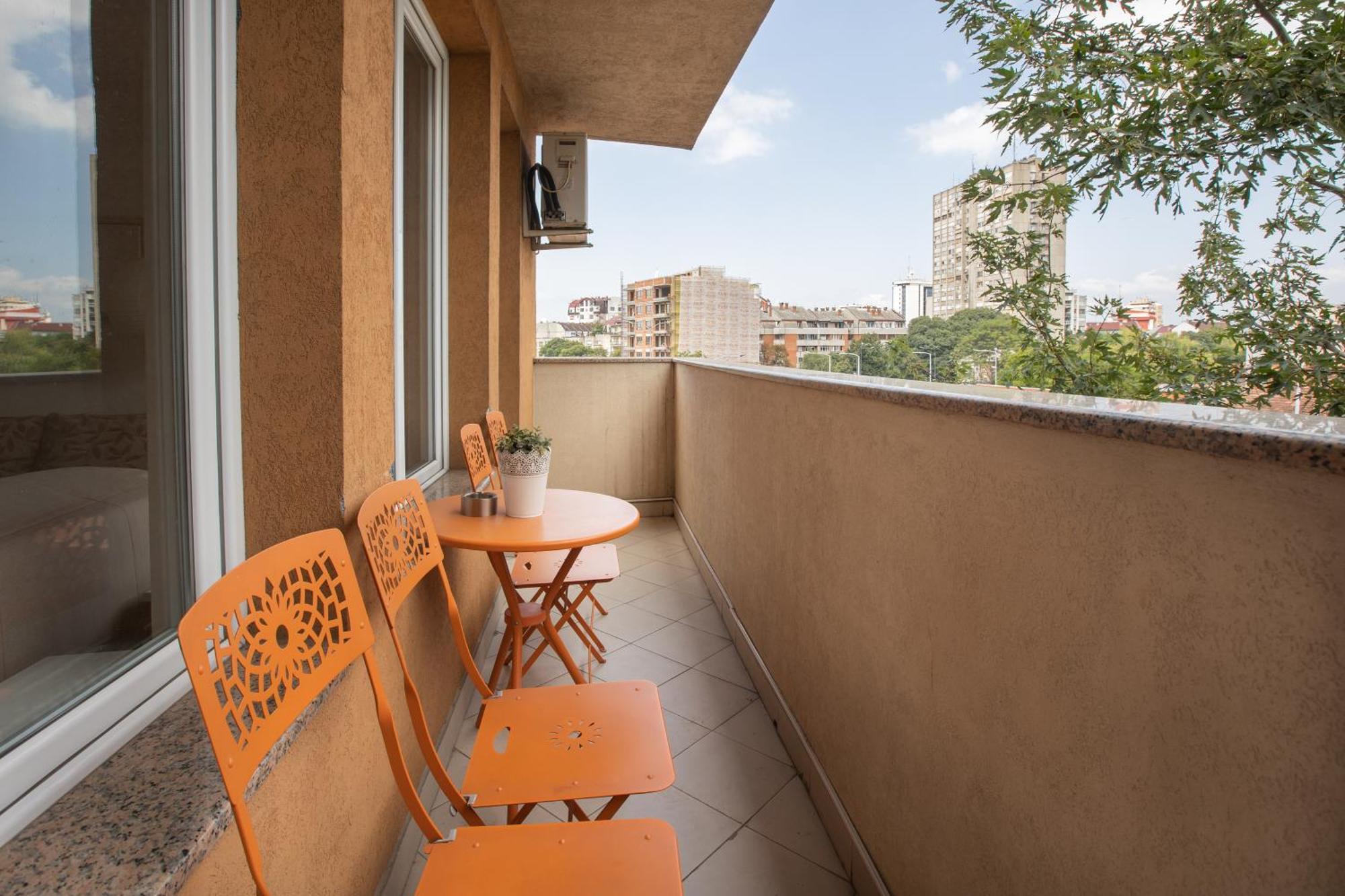 4 Rooms Apartments Ni 외부 사진