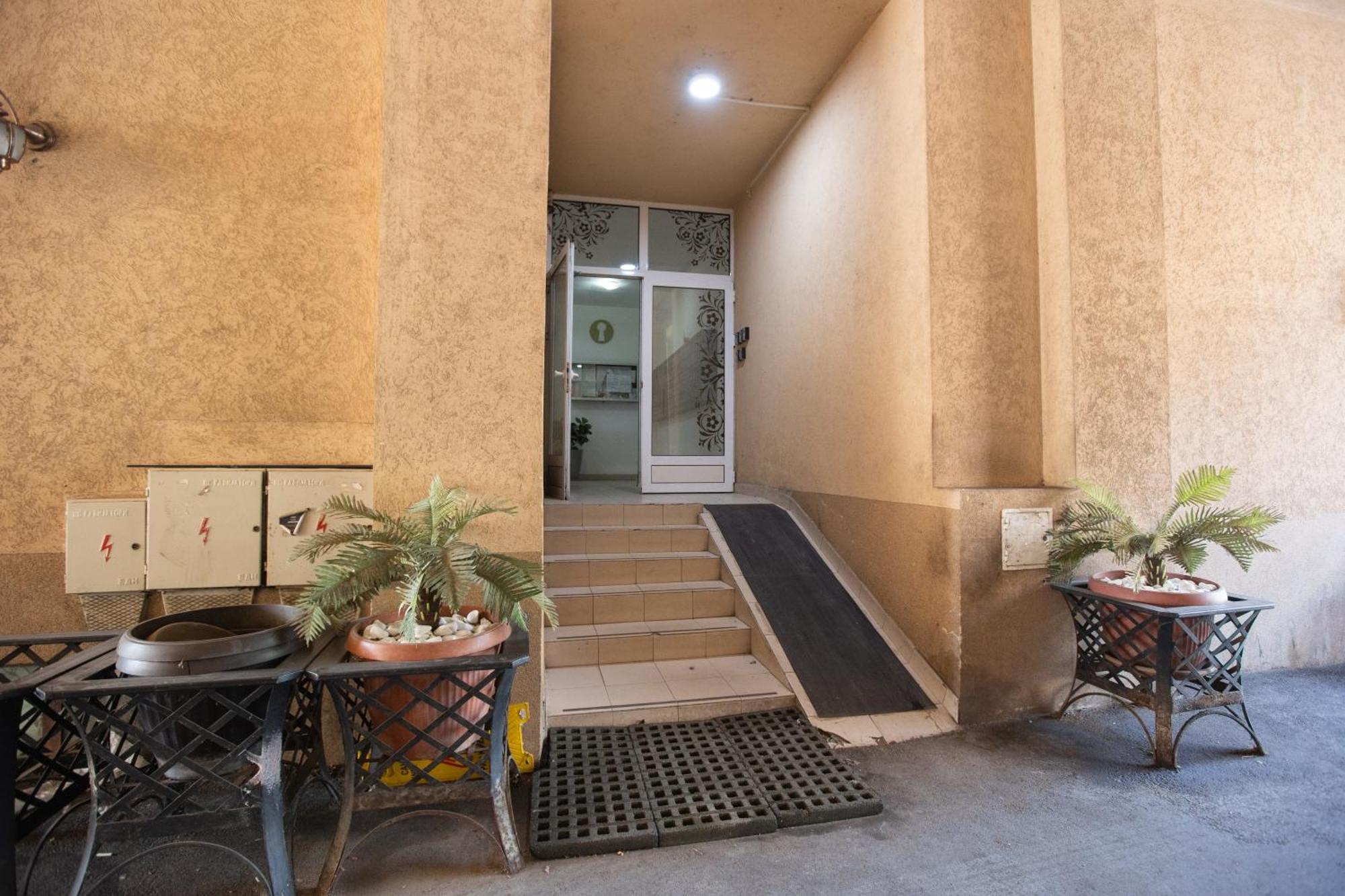 4 Rooms Apartments Ni 외부 사진