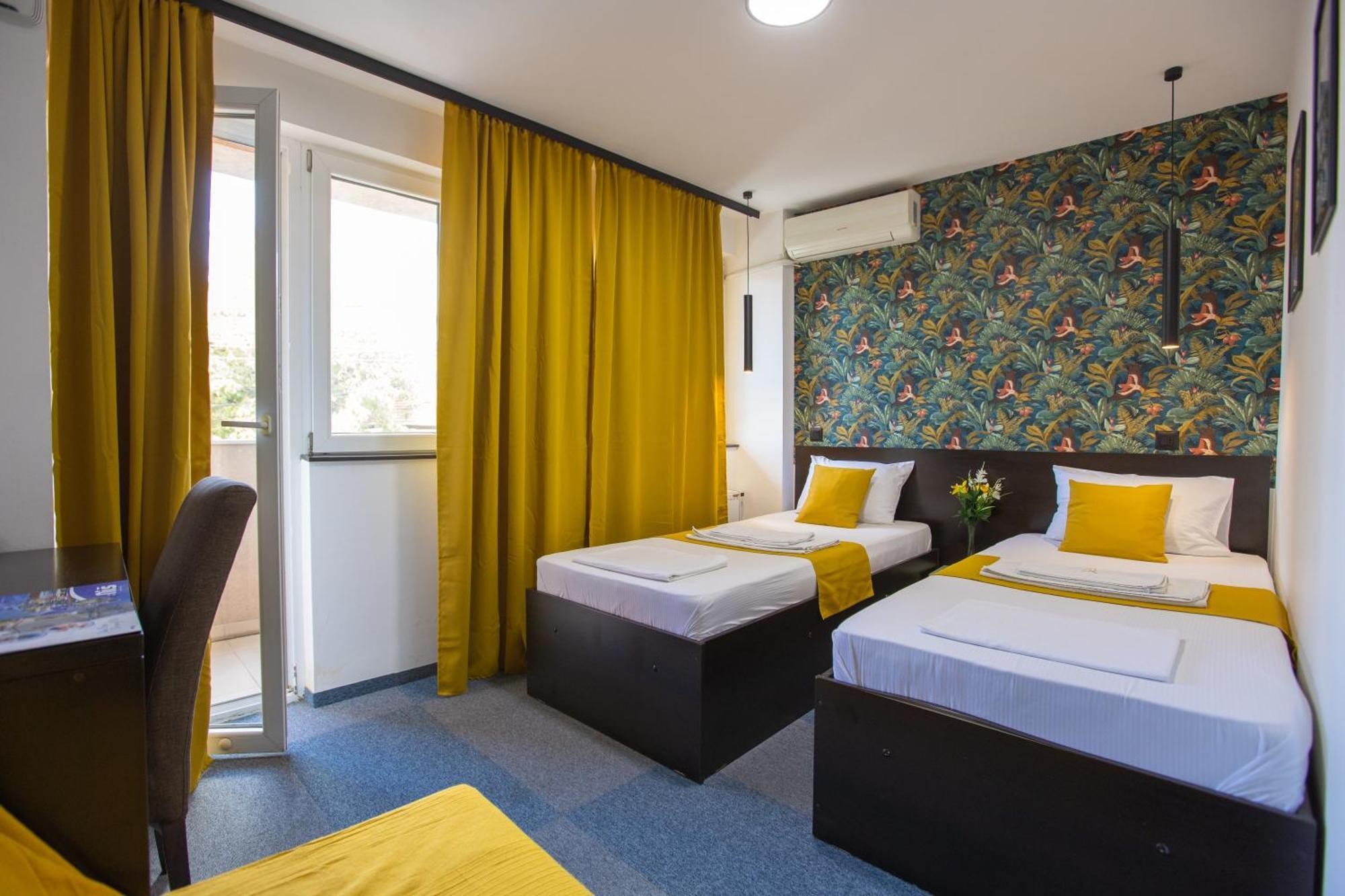 4 Rooms Apartments Ni 외부 사진