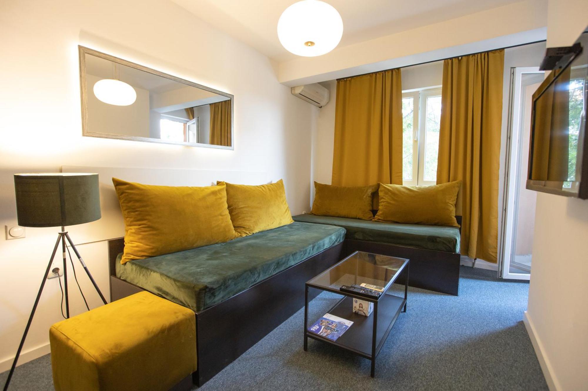 4 Rooms Apartments Ni 외부 사진