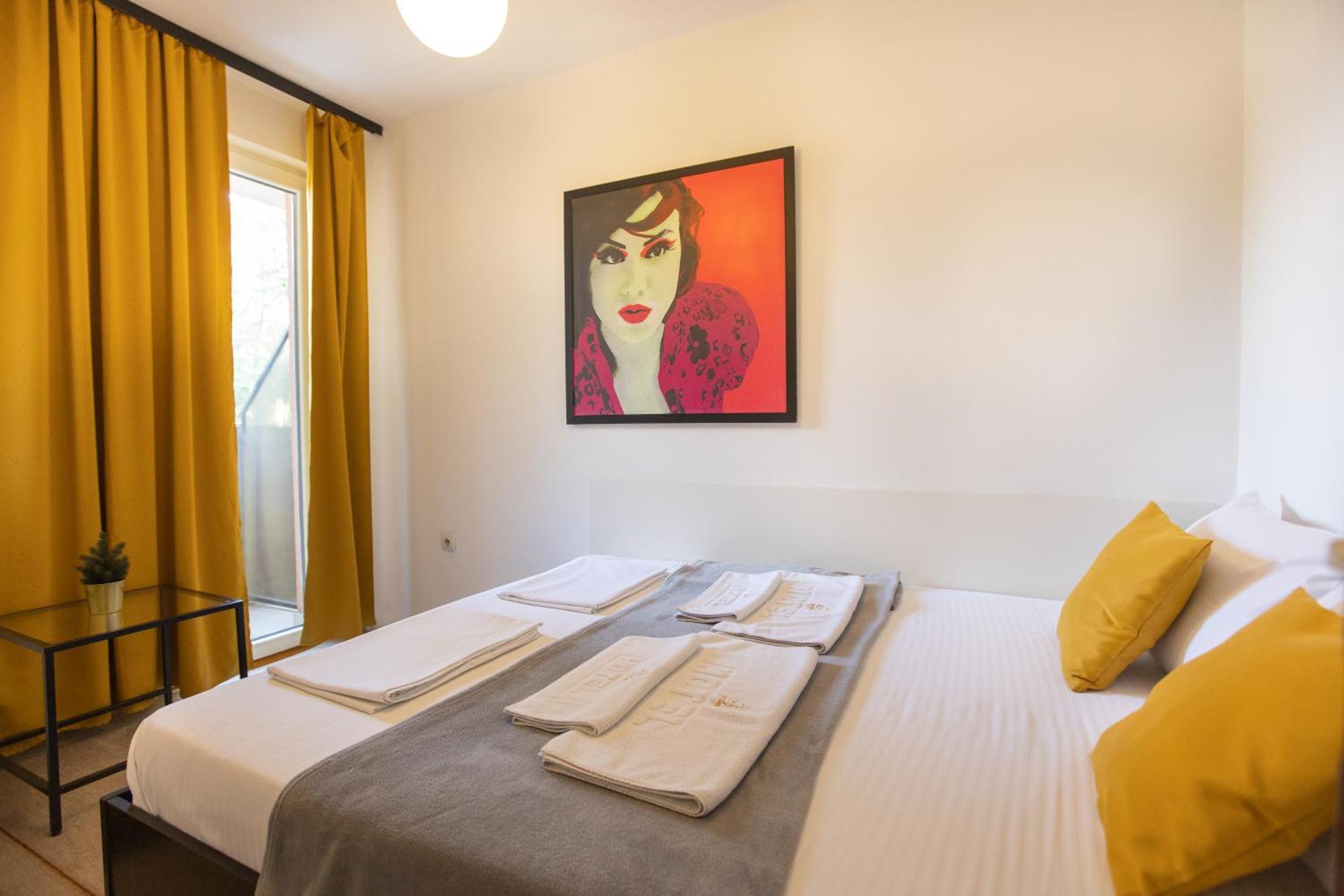 4 Rooms Apartments Ni 외부 사진
