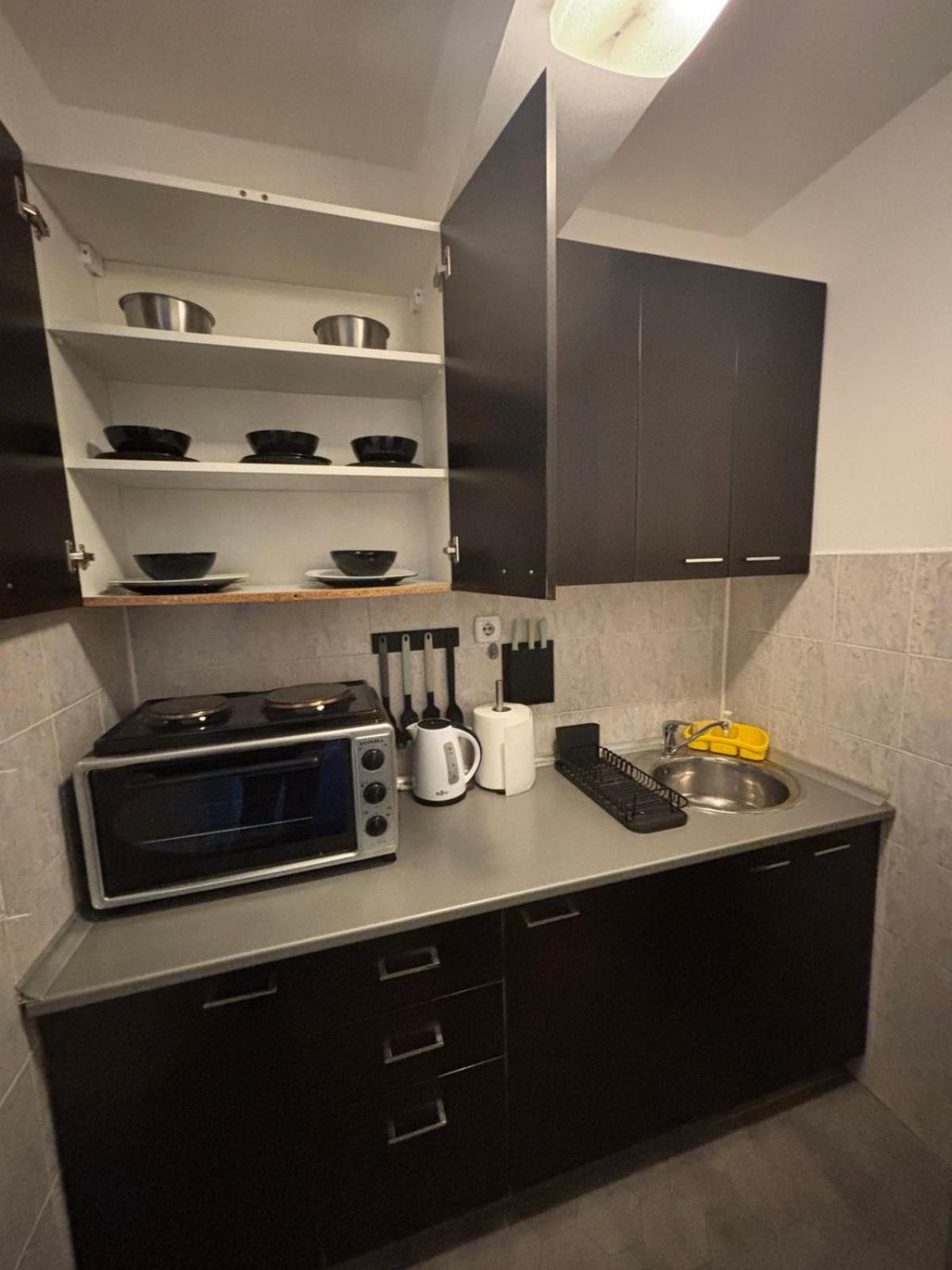 4 Rooms Apartments Ni 외부 사진